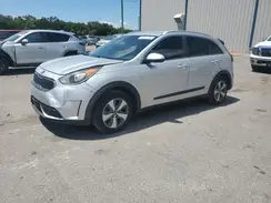 KNDCB3LC1J5161380 2018 KIA NIRO