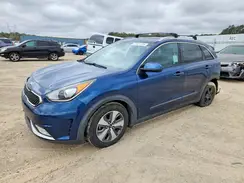 KNDCB3LC1J5200758 2018 KIA NIRO
