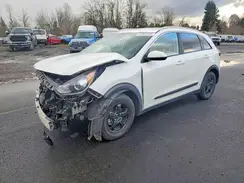 KNDCB3LC1J5204552 2018 KIA NIRO