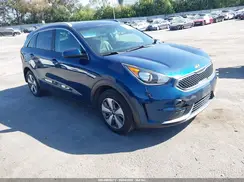 KNDCB3LC1J5206558 2018 KIA NIRO