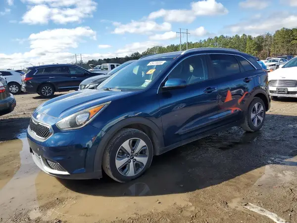 KNDCB3LC1K5217044 2019 KIA NIRO - Image 1