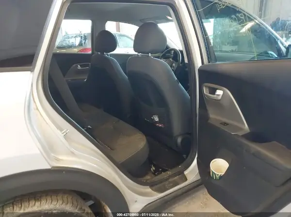 KNDCB3LC1K5220316 2019 KIA NIRO - Image 8