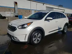 KNDCB3LC1K5223510 2019 KIA NIRO