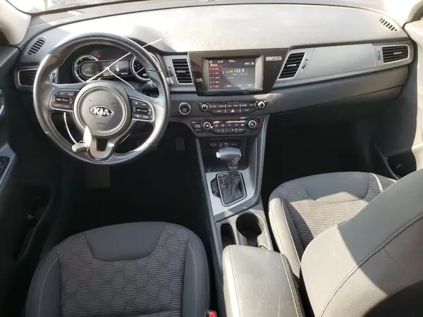 KNDCB3LC1K5223510 2019 KIA NIRO - Image 8