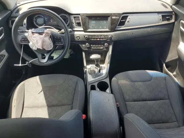 KNDCB3LC1K5243191 2019 KIA NIRO - Image 8