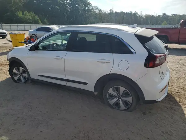 KNDCB3LC1K5250903 2019 KIA NIRO - Image 2