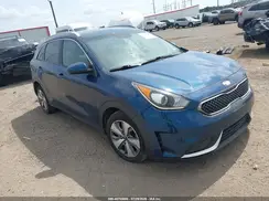 KNDCB3LC1K5260721 2019 KIA NIRO