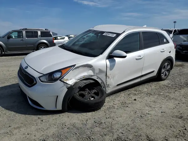 KNDCB3LC1K5266082 2019 KIA NIRO - Image 1