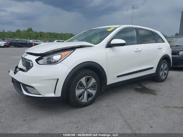 KNDCB3LC1K5274134 2019 KIA NIRO - Image 2