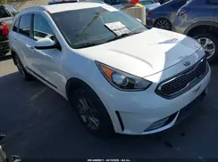 KNDCB3LC1K5274585 2019 KIA NIRO