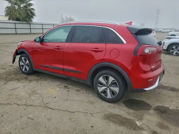 KNDCB3LC1K5287742 2019 KIA NIRO - Image 2
