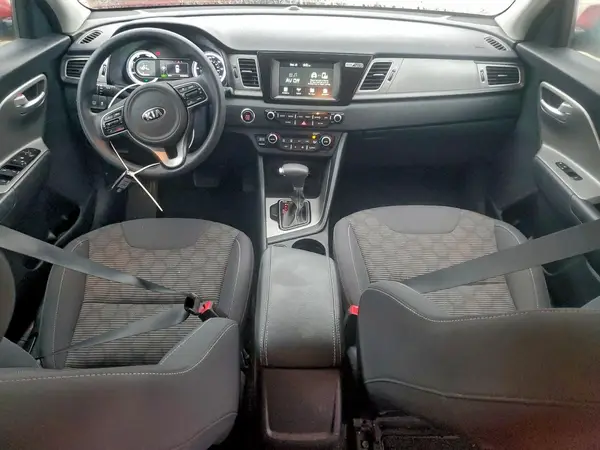 KNDCB3LC1K5287742 2019 KIA NIRO - Image 8