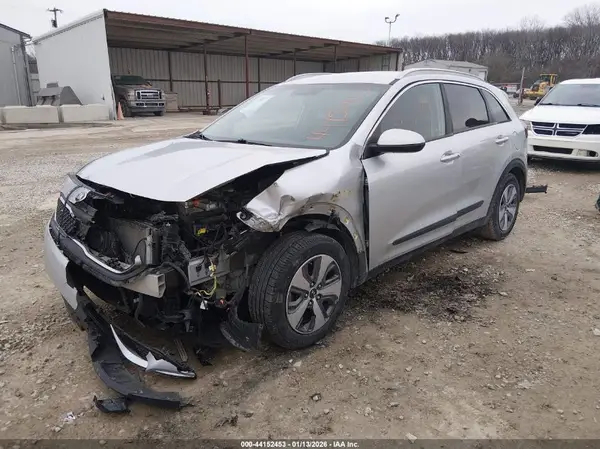 KNDCB3LC1K5294819 2019 KIA NIRO - Image 2