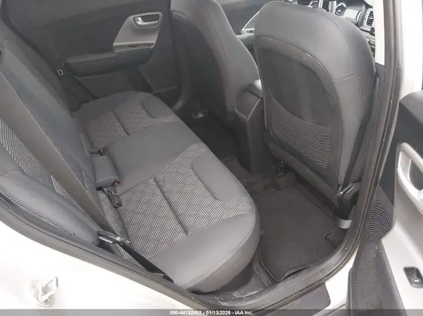 KNDCB3LC1K5294819 2019 KIA NIRO - Image 8