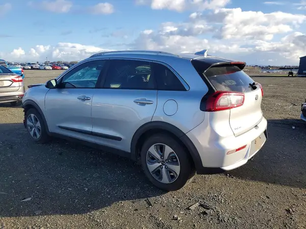 KNDCB3LC1K5297008 2019 KIA NIRO - Image 2