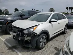 KNDCB3LC1K5298157 2019 KIA NIRO