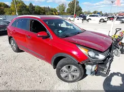 KNDCB3LC1K5305723 2019 KIA NIRO