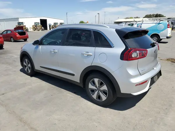 KNDCB3LC1K5305995 2019 KIA NIRO - Image 2