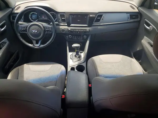 KNDCB3LC1K5310467 2019 KIA NIRO - Image 8