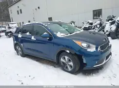 KNDCB3LC1K5332419 2019 KIA NIRO