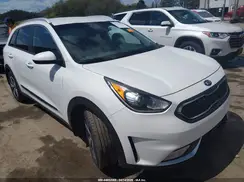 KNDCB3LC1K5336910 2019 KIA NIRO