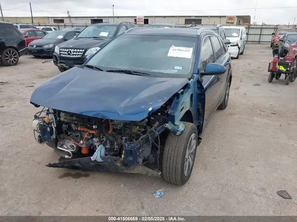 KNDCB3LC1K5339029 2019 KIA NIRO - Image 2