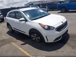 KNDCB3LC1K5352279 2019 KIA NIRO