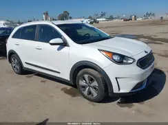 KNDCB3LC1K5353061 2019 KIA NIRO
