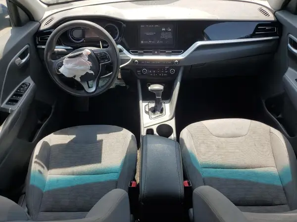 KNDCB3LC1L5396042 2020 KIA NIRO - Image 8