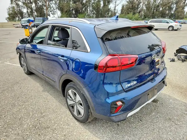 KNDCB3LC1L5413096 2020 KIA NIRO - Image 2