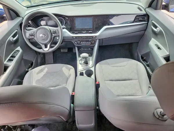 KNDCB3LC1L5413096 2020 KIA NIRO - Image 8