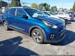 KNDCB3LC1L5413857 2020 KIA NIRO