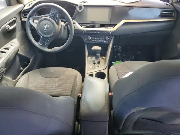 KNDCB3LC1L5413860 2020 KIA NIRO - Image 8