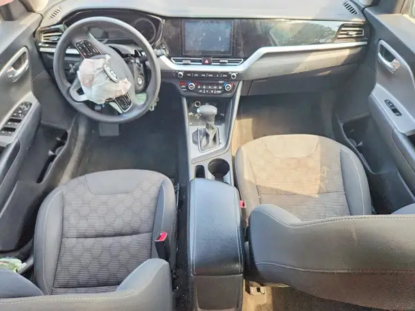 KNDCB3LC1L5426978 2020 KIA NIRO - Image 8