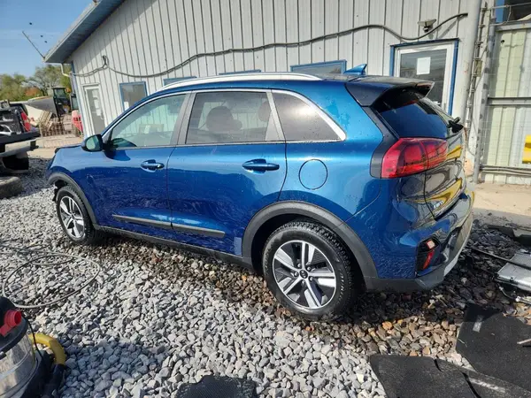 KNDCB3LC1L5434806 2020 KIA NIRO - Image 2