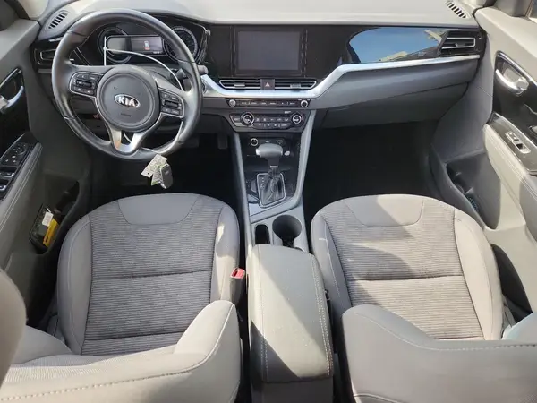 KNDCB3LC1L5434806 2020 KIA NIRO - Image 8