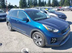 KNDCB3LC1L5435129 2020 KIA NIRO