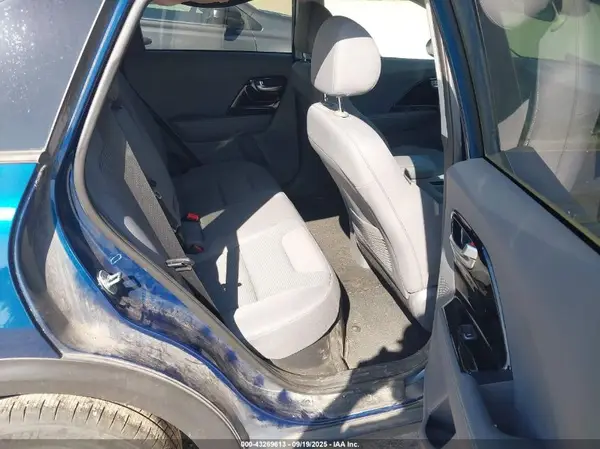 KNDCB3LC1L5435129 2020 KIA NIRO - Image 8