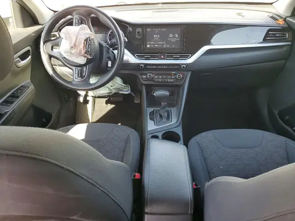 KNDCB3LC1M5471520 2021 KIA NIRO - Image 8