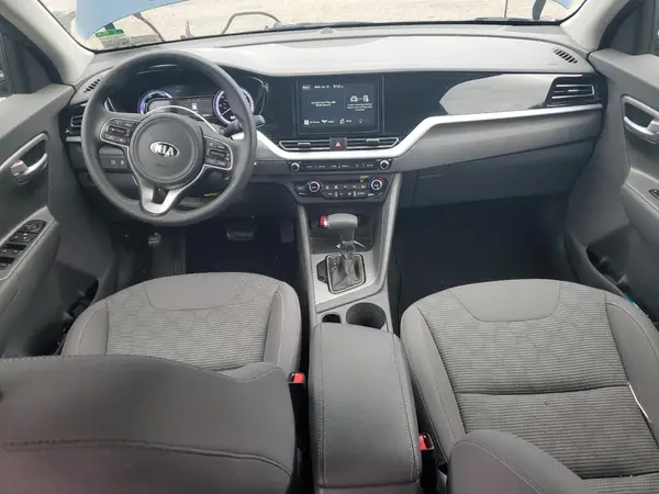 KNDCB3LC1M5480752 2021 KIA NIRO - Image 8