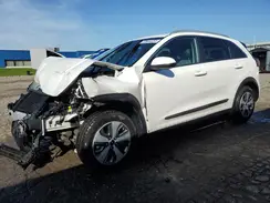 KNDCB3LC1N5525352 2022 KIA NIRO