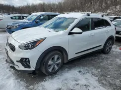 KNDCB3LC1N5533581 2022 KIA NIRO