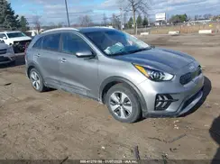 KNDCB3LC1N5534245 2022 KIA NIRO