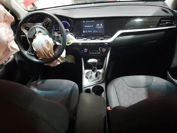 KNDCB3LC1N5536254 2022 KIA NIRO - Image 8