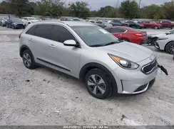 KNDCB3LC2H5048502 2017 KIA NIRO
