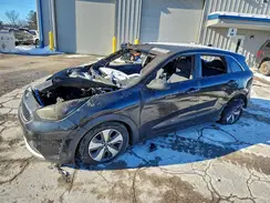 KNDCB3LC2H5049407 2017 KIA NIRO