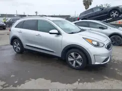 KNDCB3LC2H5059130 2017 KIA NIRO
