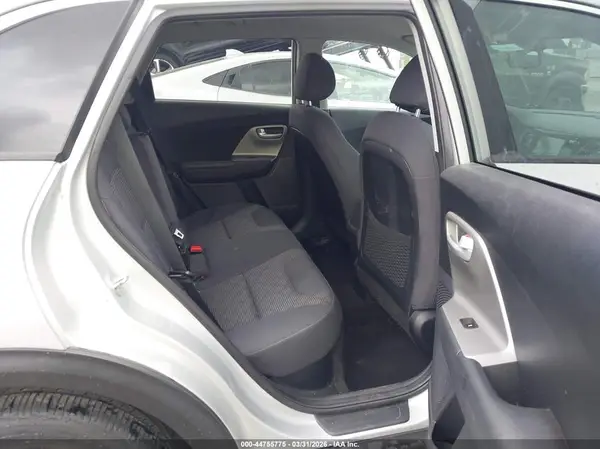 KNDCB3LC2H5059130 2017 KIA NIRO - Image 8