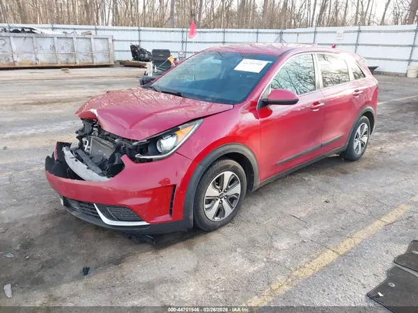 KNDCB3LC2H5062979 2017 KIA NIRO - Image 2