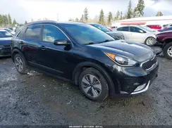 KNDCB3LC2H5073979 2017 KIA NIRO